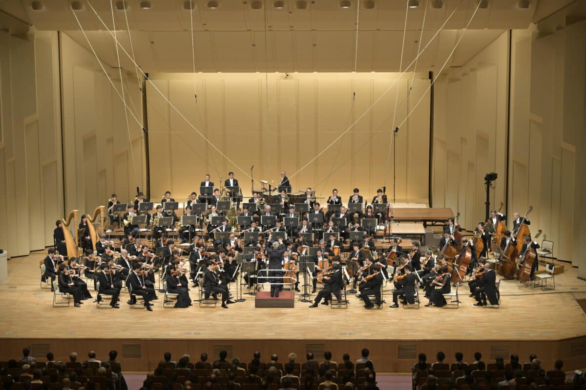 P08 NHK Artist Photo